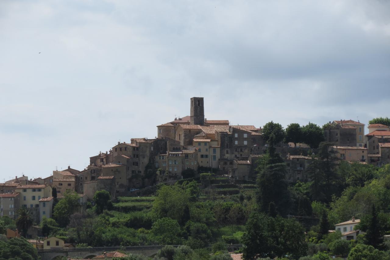 GOURDON  
