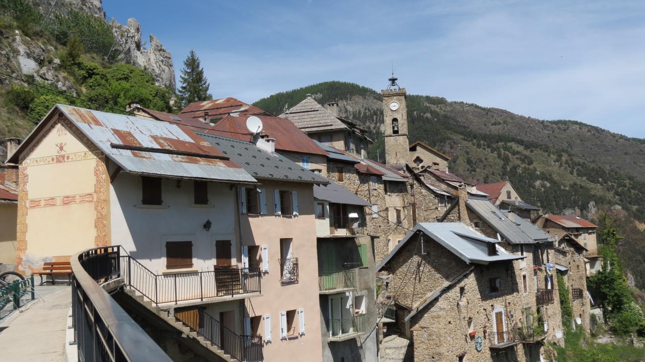Tende